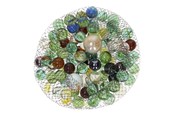 Små gaver til barn - Goki Marbles in Net 88pcs. - 63926