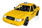 Modellbiler - Greenlight 1999 Ford Crown Victoria Philly Taxi Creed 2015 Movie 1:24 Scale Diecast Model Car Yellow - 0810087063665