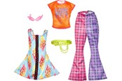 Dukker, Bamser & Utstyr - Barbie Fashions 2 Pack - Love T-shirt Check Flared Pants & Flames Print Dress - 0194735094189