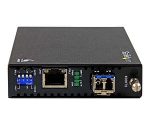 Repeater & Transceiver - StarTech.com Gigabit Ethernet Copper-to-Fiber Media Converter - ET91000SM20