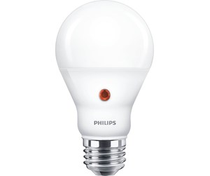 LED-lyspære - Philips LED-lyspære Classic Standard Day/Night Sensor 7.5W/827 (60W) frosted E27 - 929001383631