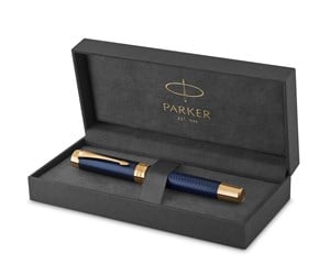 Skrive- & Tegneverktøy - Parker Duofold Centennial Fountain Pen | Prestige Blue Chevron | Fine Solid Gold Nib | Black Ink and Convertor | Premium Gift Box - 1931369