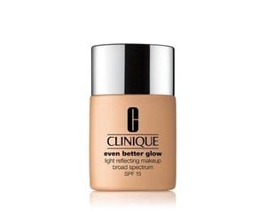 Sminke - Clinique Even Better Glow Light Reflecting Makeup SPF15 30ml - No. 58 Honey - 020714873769