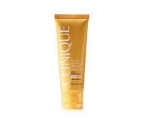 Kroppspleie - Clinique Broad Spectrum SPF50 Sunscreen Oil Free Face Cream - 50ml - 020714352837