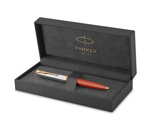 Skrive- & Tegneverktøy - Parker 51 Premium Ballpoint Pen | Premium Collection | Rage Red | Medium Point Black Ink | Gift box - 2169073