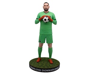 Reklameartikler - Footballs Finest - GIANLUIGI DONNARUMMA - OFFICIAL PSG - FOOTBALL'S FINEST 60CM RESIN STATUE - Figur - 5056122522499