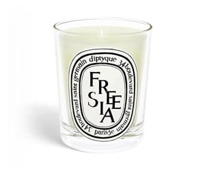 Parfyme & Dufter - Diptyque Freesia Scented Candle 190 gr. - 3700431442314