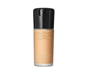 Sminke - MAC Studio Radiance Serum Powered Foundation NC30 30 ml - 773602656721