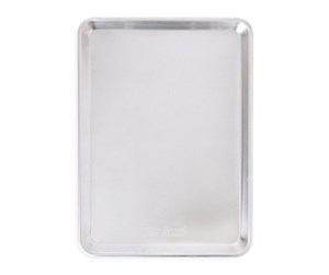 Stekebrett & Ovnrister - Nordic Ware Dryppskuff Half Sheet Bakplåt - 43100