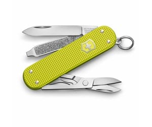 Kjøkkenredskaper - Victorinox Classic SD Alox 2023 Limited Edition Electric - Yellow - 0.6221.L23